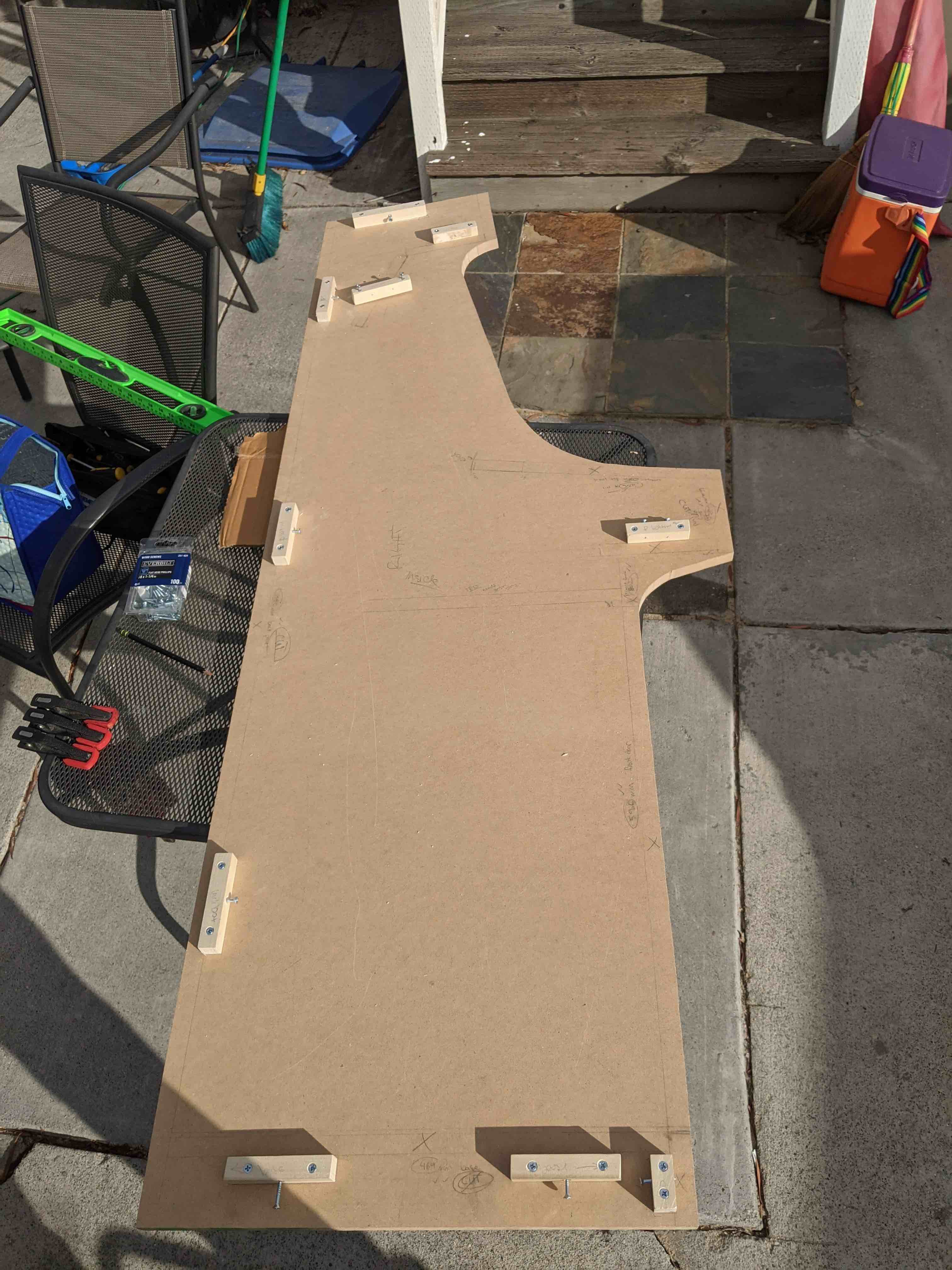 Side panel with moulding