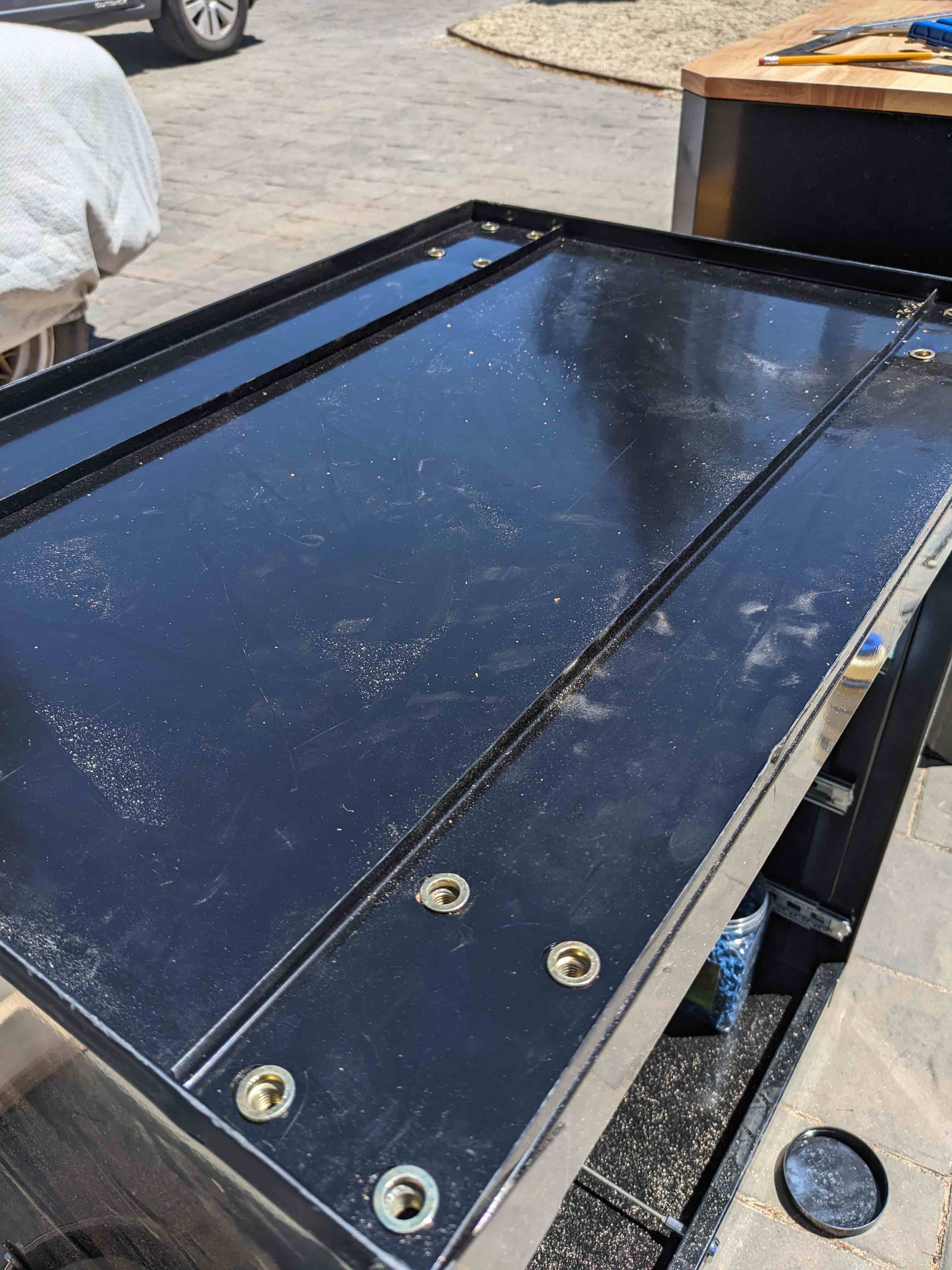 Spine on underside of drawer