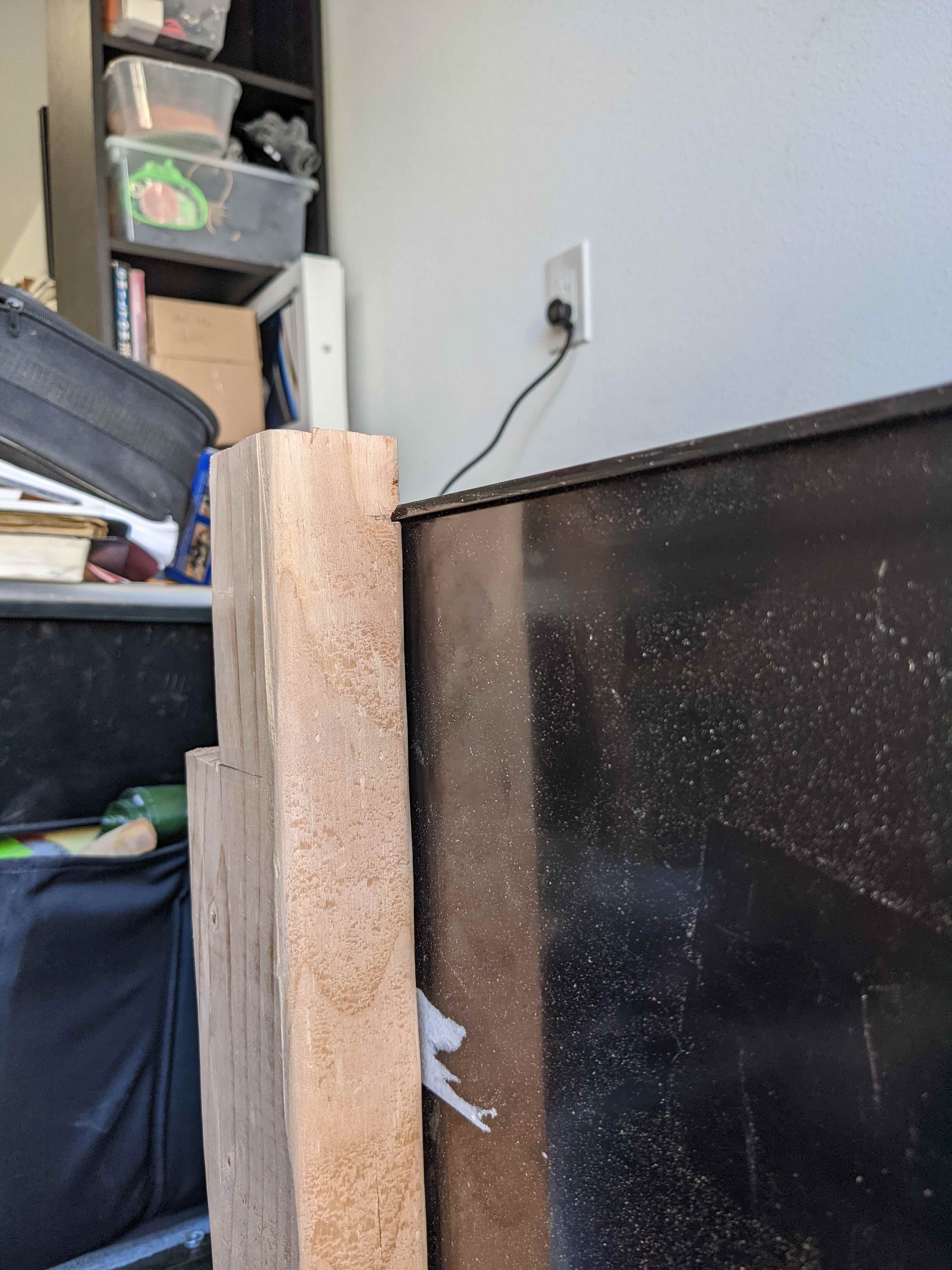 Cutout on middle support